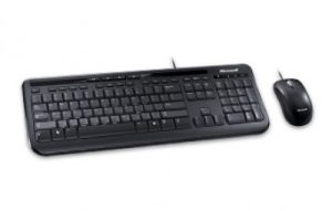 Kit de Teclado y Mouse MICROSOFT WIRED DESKTOP 600 USB